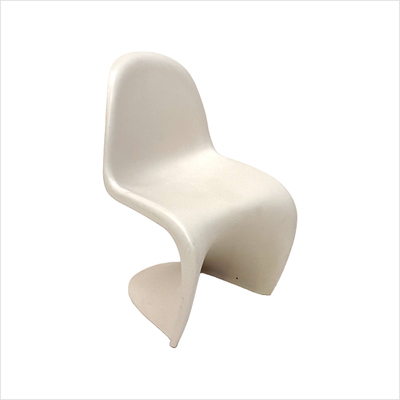 Stuhl _Swing_ weiss glaenzend_schraeg